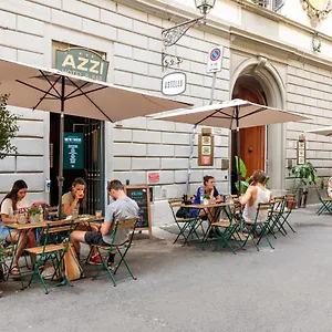 https://azzi-locanda-degli-artisti.it-tuscanyhotel.com