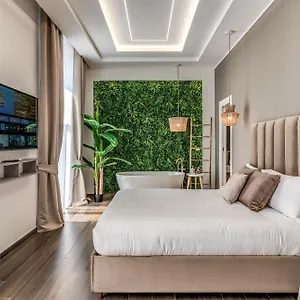 https://atarooms-suites-napoli.hotels-amalfi.com