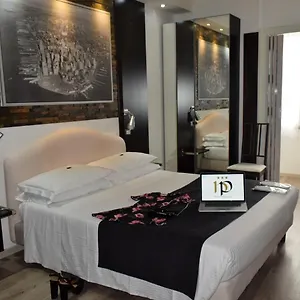 https://perugino-milan.italymilanhotels.net