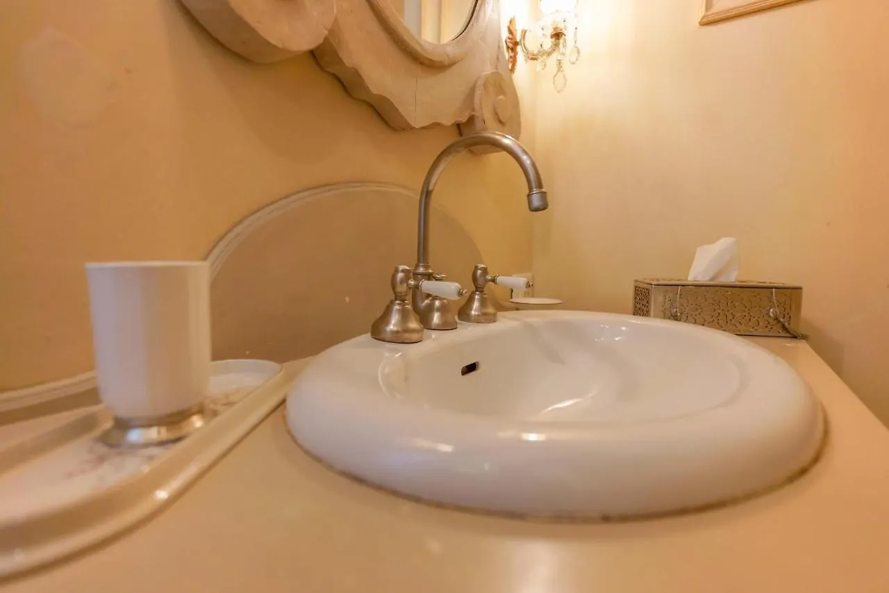 Gallery Guesthouse Bologna