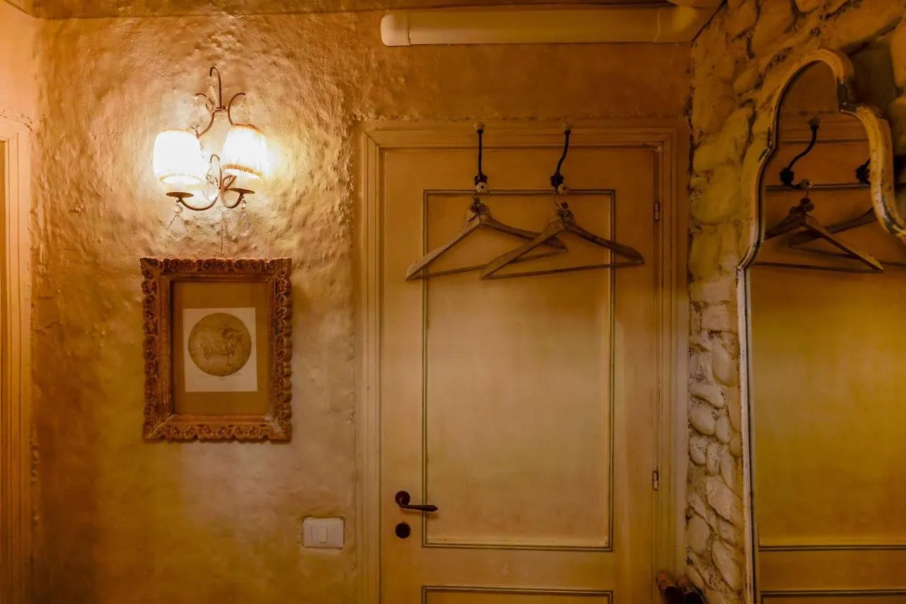 Gallery Guesthouse Bologna Italy