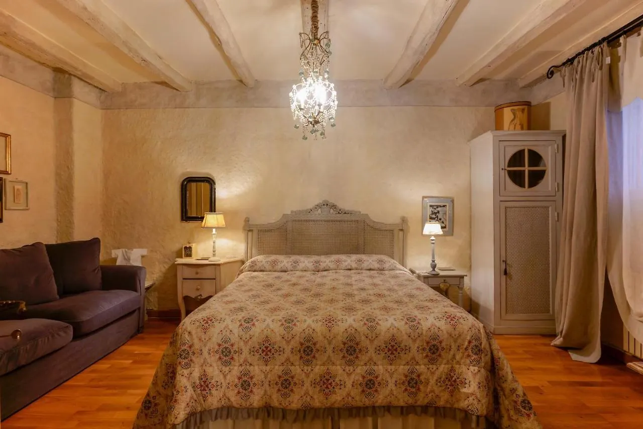 Gallery Guesthouse Bologna 0*,  Italy