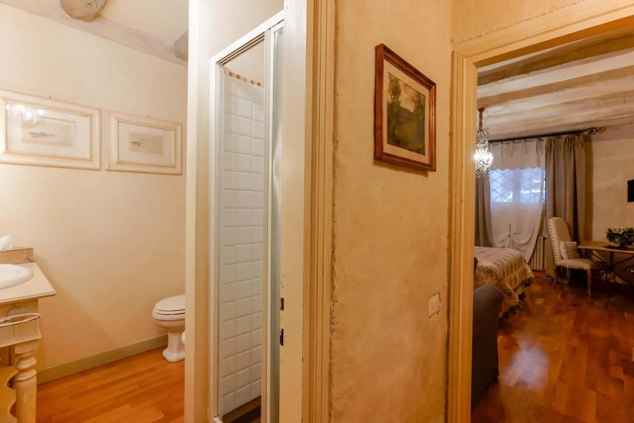 Gallery Guesthouse Bologna